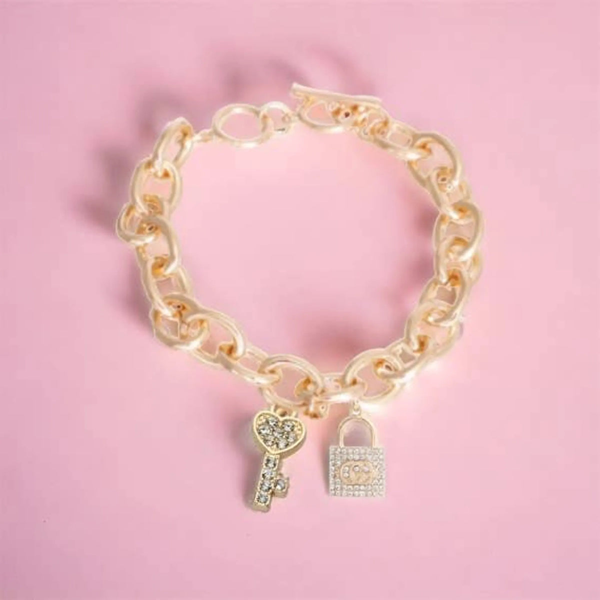 FIRST PRESS - PETS - URBAN NECKLACES & CHARMS - Lock & Key Gold-Tone Dog Necklace